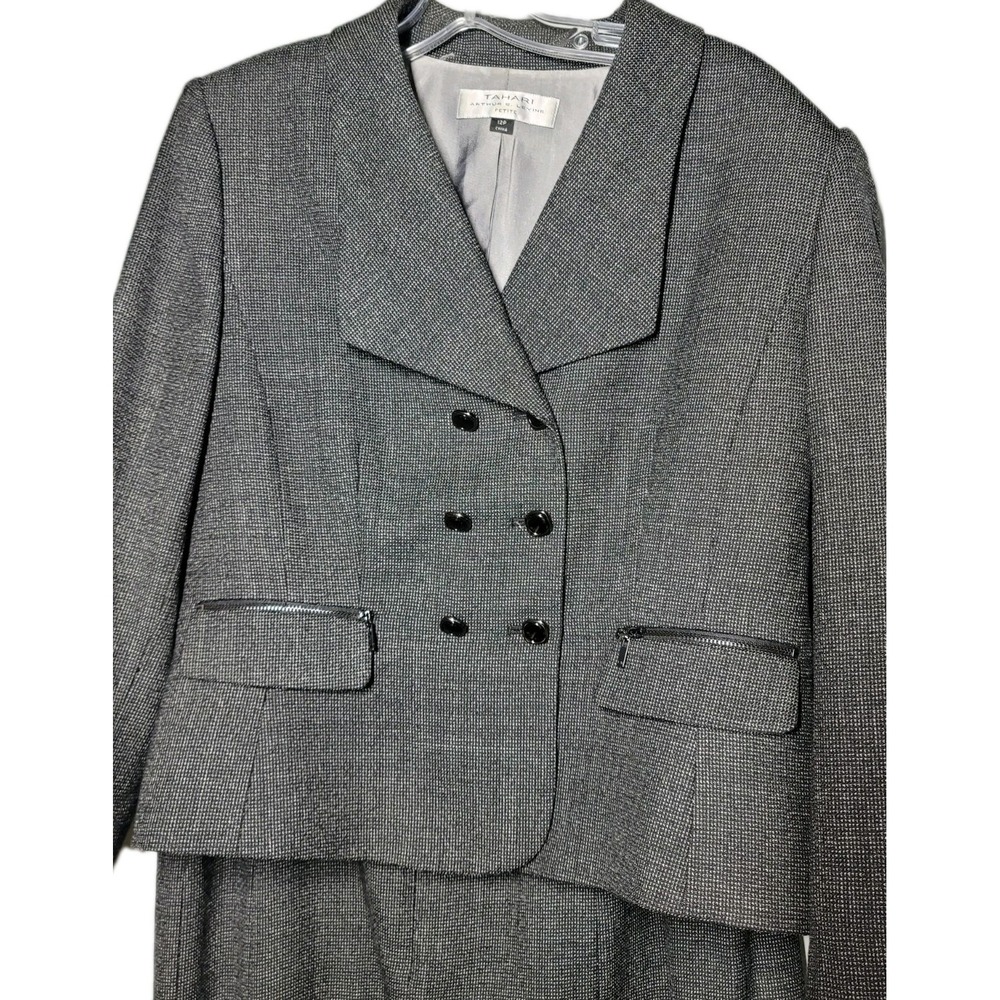 Tahari Womens Size 12P Levine Wool Gray Blazer & Skirt Suit Business - Picture 3 of 10